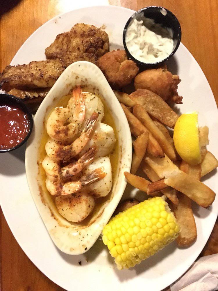 Harpoon Harry’s Crab House