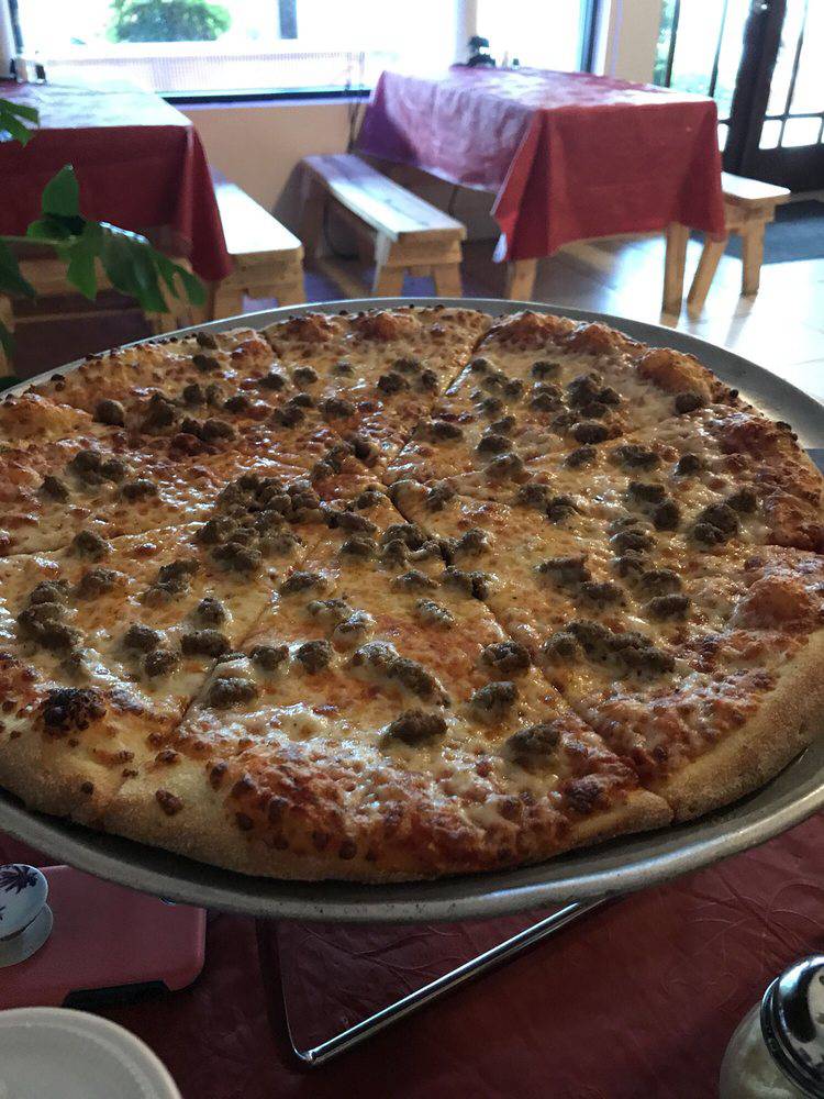 PAPA LEONE'S PIZZERIA - 82 Photos & 137 Reviews - 1440 Upper Middle Creek  Rd, Sevierville, Tennessee - Pizza - Restaurant Reviews - Phone Number -  Menu - Yelp